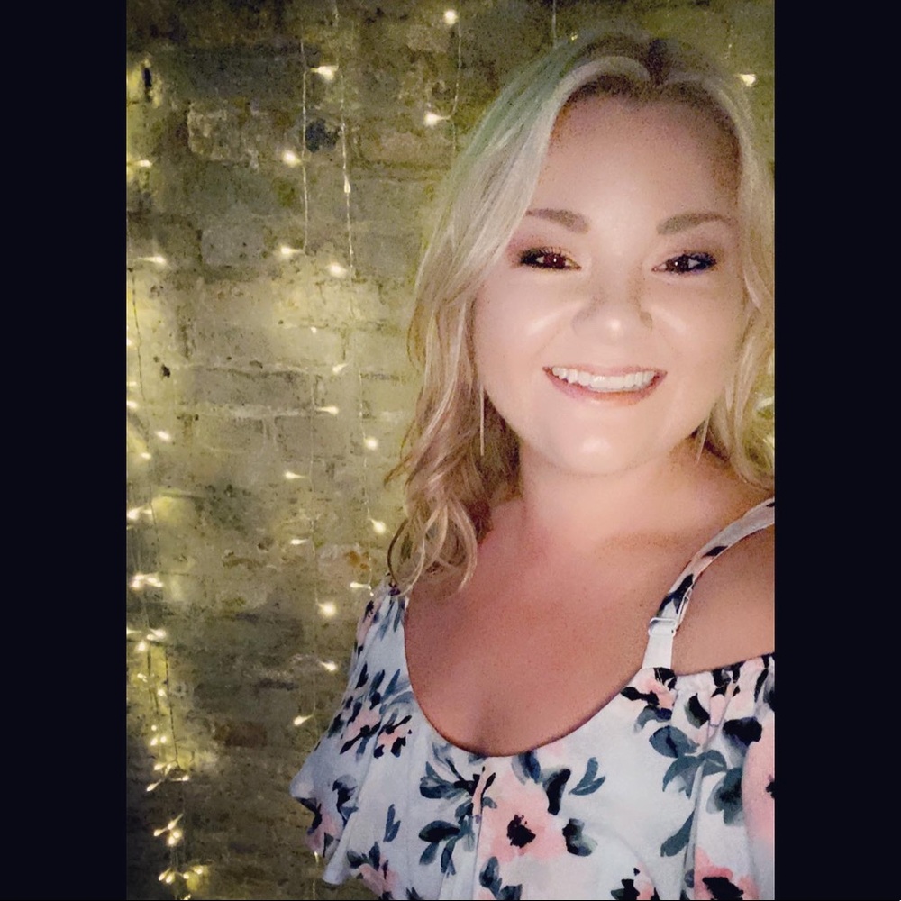 Meet your Posher, Dana